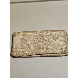 Embellished Satin Floral Evening Clutch in Ivory